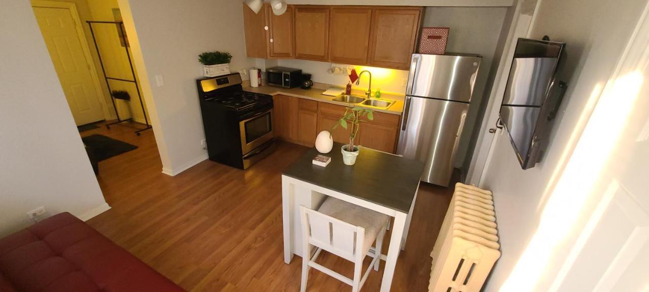 Cozy 1 Bedroom, 1 Min From Irving Park Blue Line, Free Parking Chicago Exteriér fotografie